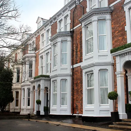 91 Aparthotel Jesmond Road-2